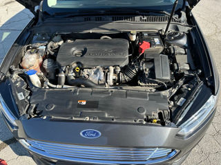 Ford Mondeo foto 9