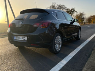 Opel Astra foto 2