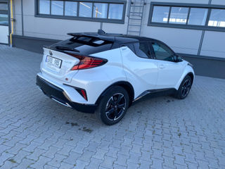 Toyota C-HR foto 8