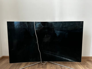 Vînd TV Samsung QLed ecran curbat 4K cu ecranul spart