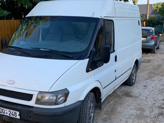 Ford Transit Courier