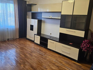 Apartament cu 2 camere, 60 m², Botanica, Chișinău