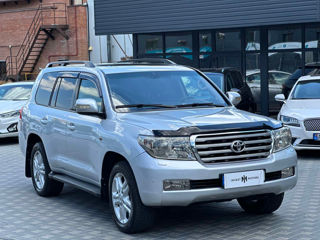 Toyota Land Cruiser foto 3