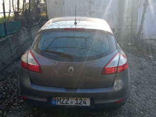 Renault Megane foto 2