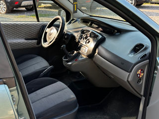 Renault Scenic foto 9