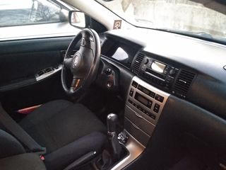 Toyota Corolla foto 1