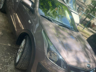 KIA Rio X-Line фото 1