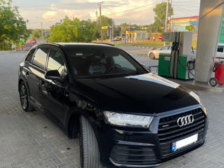 Audi Q7 foto 2