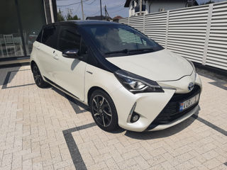 Toyota Yaris foto 1