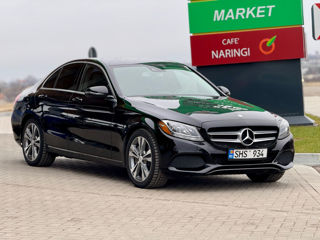 Mercedes C-Class foto 2