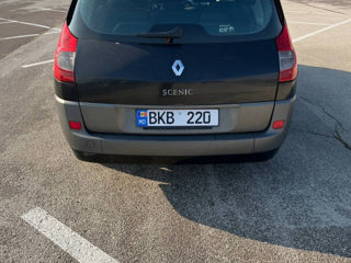 Renault Grand Scenic foto 6