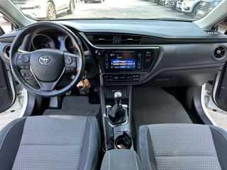 Toyota Auris foto 15