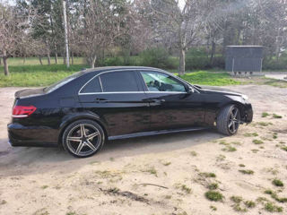 Mercedes E-Class foto 5