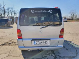 Mercedes Vito foto 2