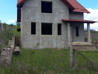 Se vinde casa cu 1 nivel + mansarda 15 km. de la Chisinau la pret de doar 30.000€ foto 5