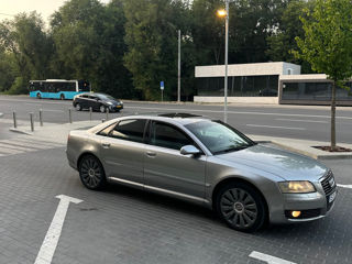Audi A8 foto 0