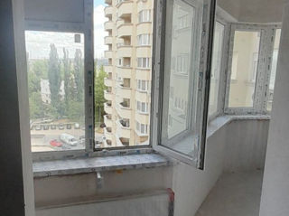 Apartament cu 3 camere, 97 m², Botanica, Chișinău foto 4