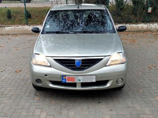 Dacia Logan foto 3