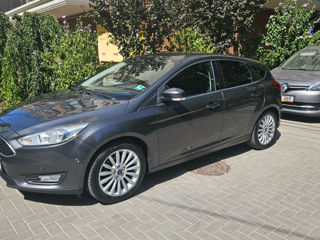 Ford Focus foto 2