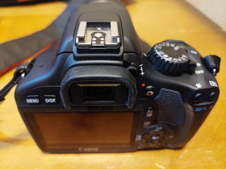 Canon EOS 550D EF-S 18-135 IS Kit foto 4