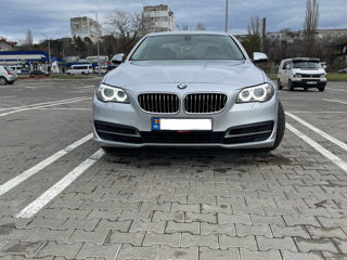 BMW 5 Series foto 2