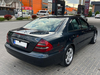 Mercedes E-Class foto 3