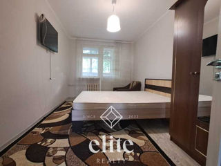 Apartament cu 3 camere, 74 m², Poșta Veche, Chișinău foto 2