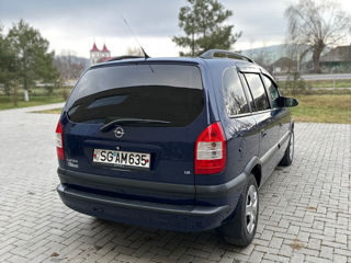 Opel Zafira foto 3