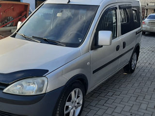 Opel Combo foto 4