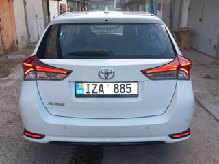 Toyota Auris foto 6