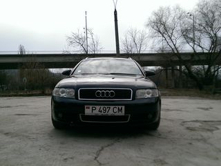 Audi A4 foto 1