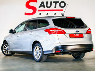 Ford Focus foto 5