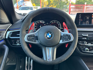 BMW 5 Series foto 11