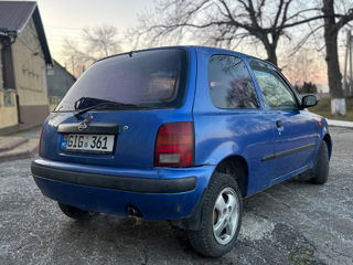 Nissan Micra foto 2