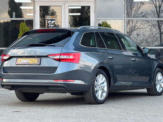 Skoda Superb foto 6