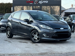 Ford Fiesta foto 4