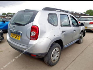 Dacia duster sexdezmembreaza foto 10