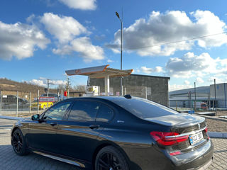 BMW 7 Series foto 10