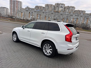 Volvo XC90 foto 4