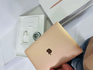 MacBook Air M1 (2021)