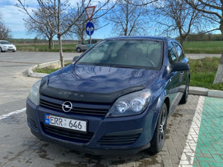 Opel Astra foto 1