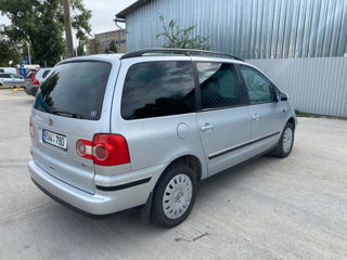 Volkswagen Sharan foto 3