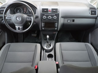 Volkswagen Touran foto 8