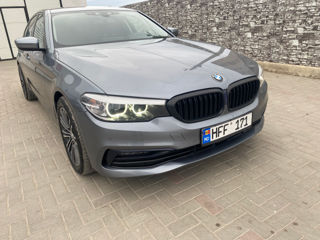 BMW 5 Series foto 7