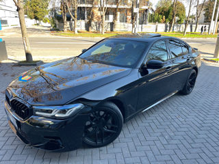 BMW 5 Series foto 10