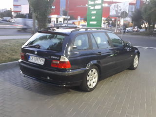 BMW 3 Series foto 3