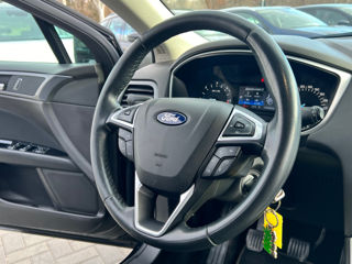 Ford Mondeo foto 9