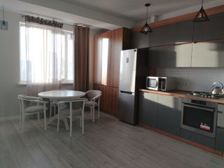 Apartament cu 2 camere, 77 m², Poșta Veche, Chișinău foto 1