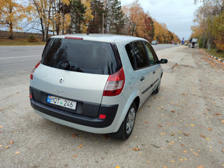 Renault Scenic foto 3