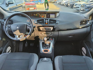 Renault Grand Scenic foto 8